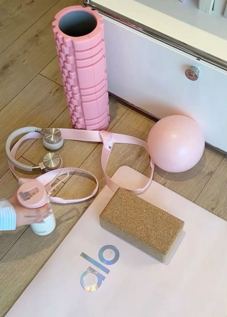 PILATES ESSENTIALS