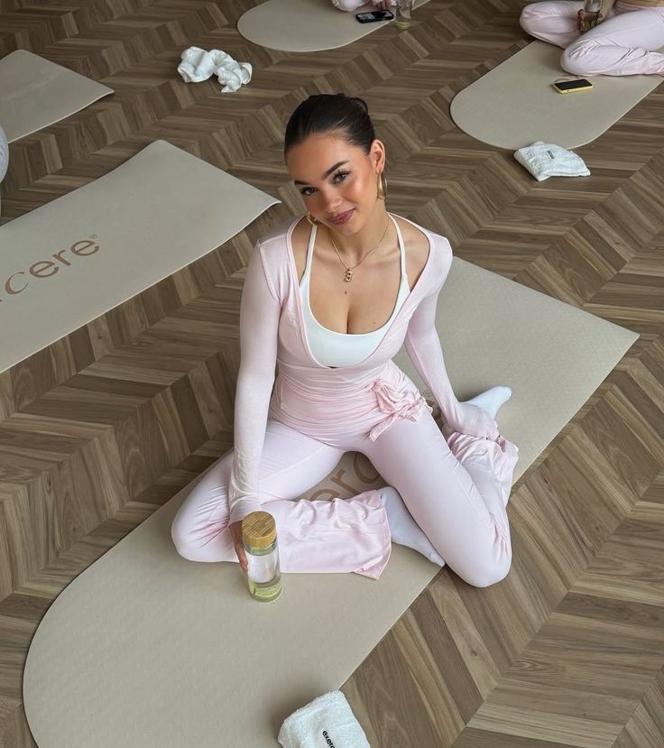 PINK PILATES FITS